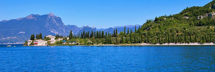 map of the lake of garda - like arriving to the camping 